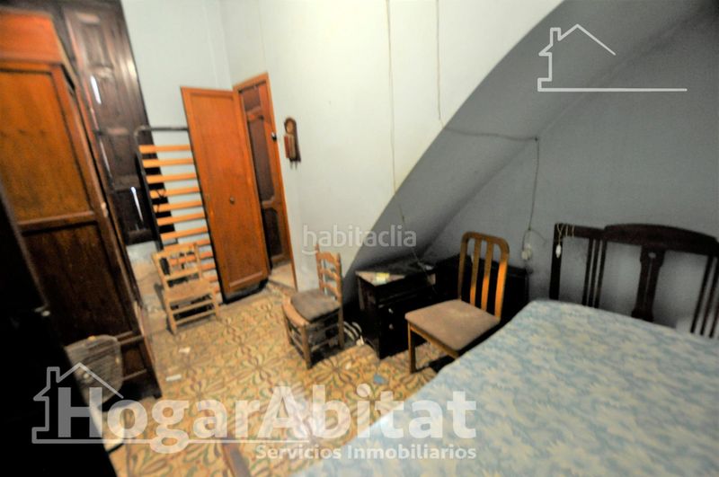 Foto e85d2ce6-de96-4cec-864e-82d2c4d762f6. Casa amb aparcament a Centro Xirivella