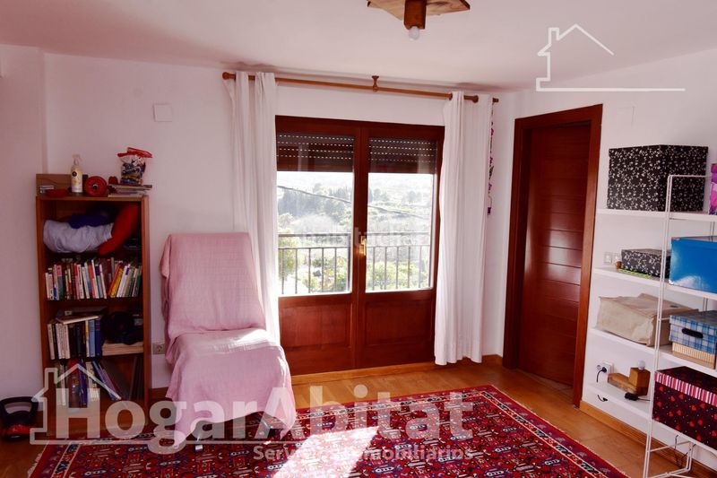 Foto 5f840070-3311-4561-840f-03e0ac4b18cb. Xalet amb aparcament piscina a Picassent