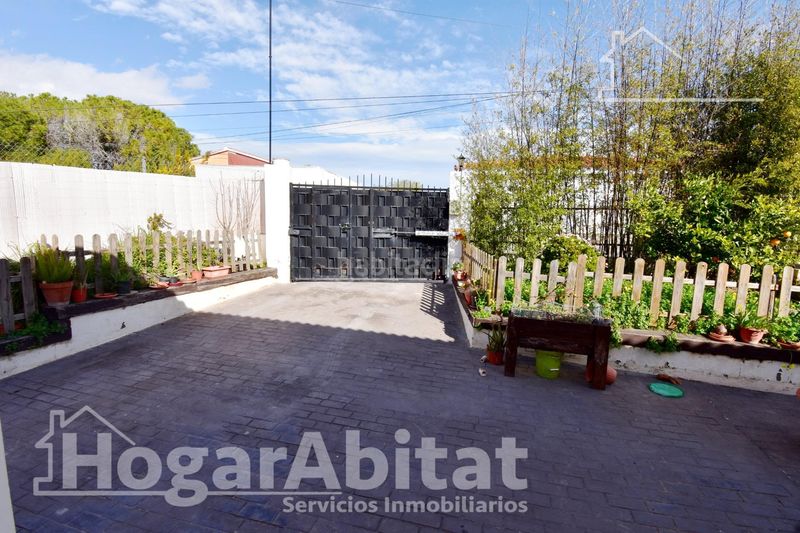 Foto 6ab9a678-b69b-49ce-9de5-f38f10ec0513. Xalet amb aparcament piscina a Picassent