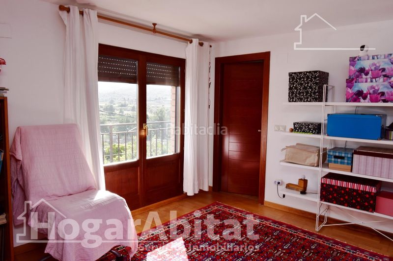 Foto ac5c2de8-35fb-4f8c-9cbe-5ec58846e9ba. Xalet amb aparcament piscina a Picassent