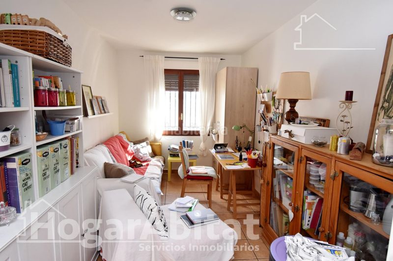 Foto ba528539-47de-43f6-8acb-9ed39a54f779. Xalet amb aparcament piscina a Picassent