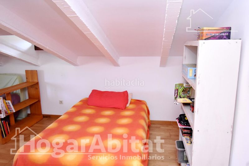 Foto de1e2be2-7880-4653-ad99-204ddd3a13cc. Xalet amb aparcament piscina a Picassent