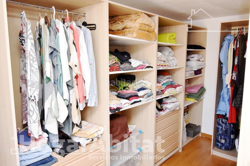 Foto fb04131a-b479-43e6-bb6a-abf2e1159cfe. Xalet amb aparcament piscina a Picassent