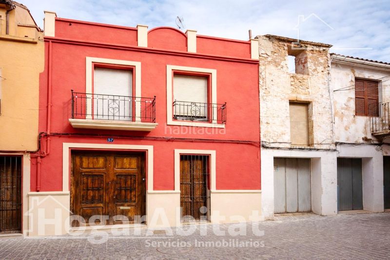Foto 8fd64a80-b4ce-4657-8816-6be42b8e0f3f. Casa a Centro-El Castillo Sagunt