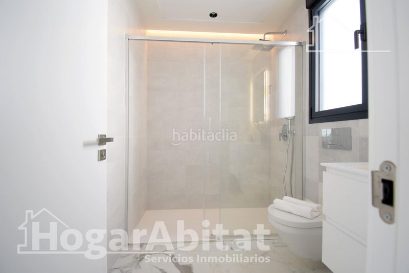 Foto f9c0d6b4-a387-4e2d-a607-3bb322fe2cd2. Xalet amb aparcament piscina a El Montgó Dénia