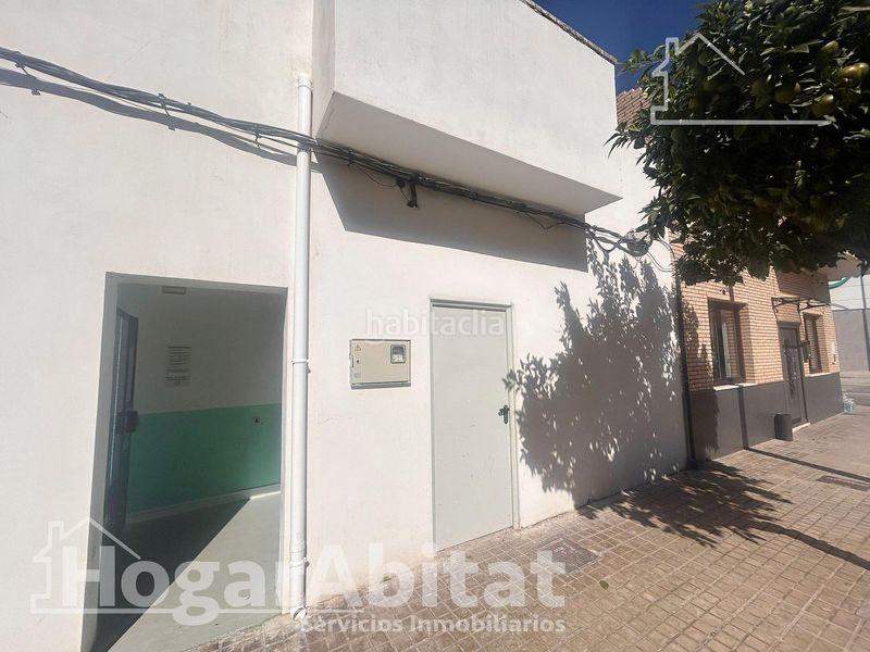 Foto 0042a797-76b0-4e3d-9fa1-3f863fffb109. Casa a Avenida de Abril-9 de Octubre Sagunt