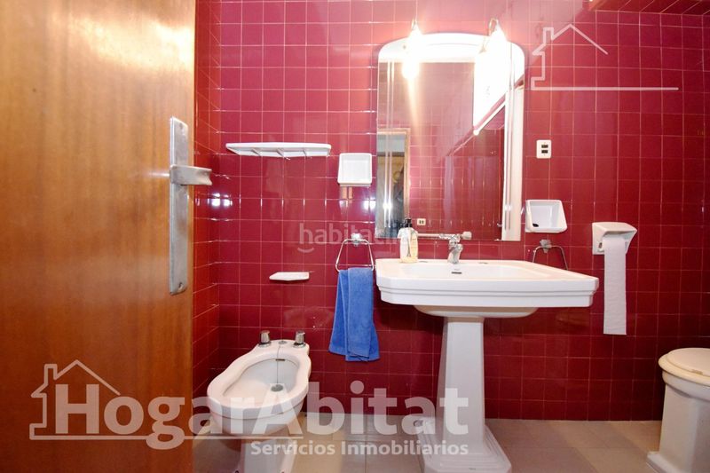 Foto 1d4bd1ea-63ac-4058-90c4-0691e8a1919f. Casa amb aparcament a Centro Almazora / Almassora