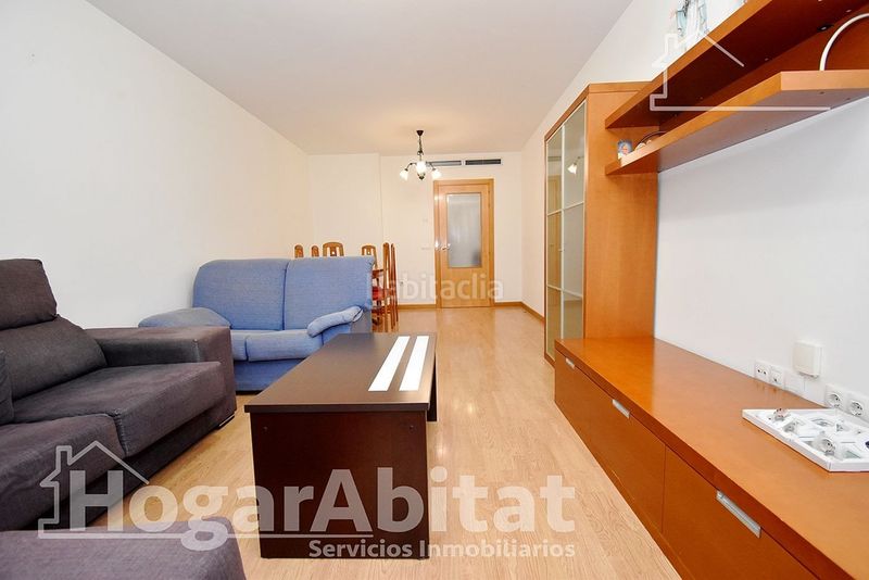 Foto ceb02db3-e719-4e9c-a04e-b5ca93aa736f. Pis amb aparcament a Centro Almazora / Almassora