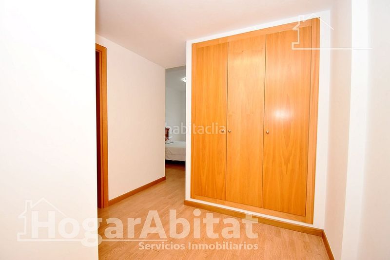 Foto f96217b9-53fa-42f4-983b-55e3743ef5ad. Pis amb aparcament a Centro Almazora / Almassora