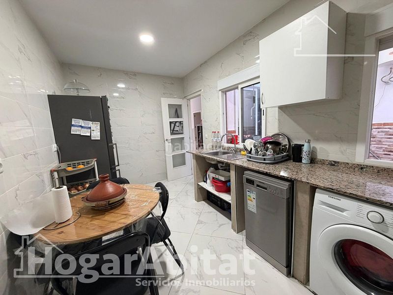 Foto 5262ae93-223b-4e64-a877-bd95f90a1c1a. Pis a Centro puerto Sagunt