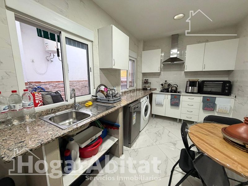 Foto d8679d16-e30c-43c3-b9e9-f82437bb4a27. Pis a Centro puerto Sagunt