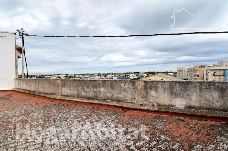 Foto d4530731-fdfc-4816-a367-a2f5aef9a1e6. Edificio in Verger (el)