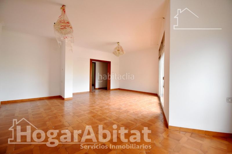 Foto e8abc4eb-1b1d-4fc3-a76c-8e8909cc0323. Edificio in Verger (el)