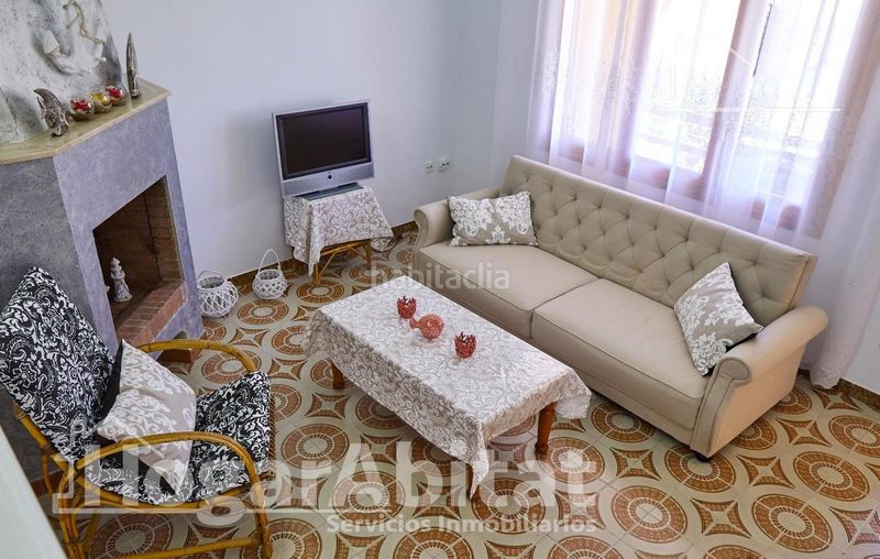Foto d8d626bd-26b7-44c1-bda1-bc8b04c01490. Casa adossada amb aparcament piscina a Mareny de Barraquetes Sueca