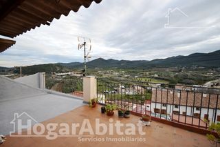Haus  Calle burriana. Amplia casa con terraza y barbacoa cerca del centro