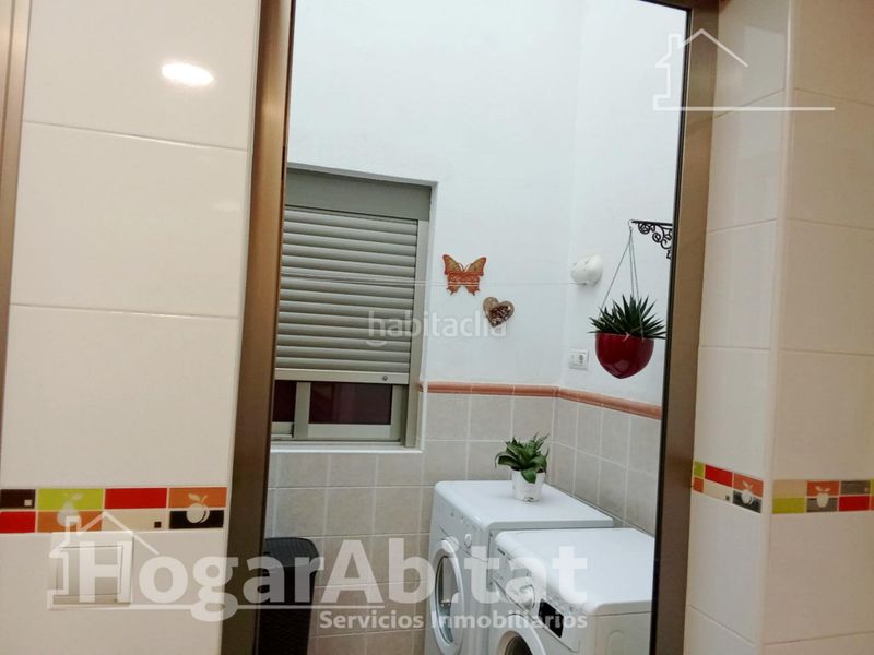 Foto 25a95530-0425-4b3e-aab6-d80421ac4f4a. Casa amb calefacció aparcament a Alginet