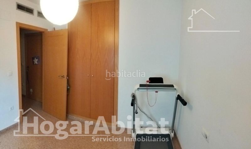 Foto fb7f80ce-78cb-4c55-b92a-ecb75a102018. Pis amb aparcament a Benaguasil