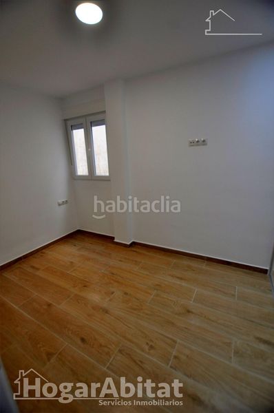 Foto fbdf138d-6334-40cc-8af6-9c1c27c1e26d. Pis a Nou Moles Valencia