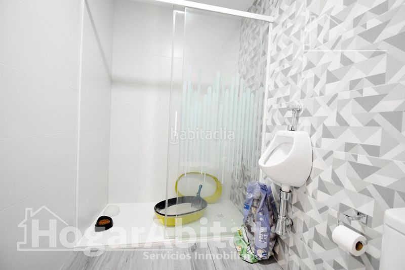 Foto 05bf8f28-bf3f-4678-a5f9-76a4eec9cdda. Pis a Oliva pueblo Oliva