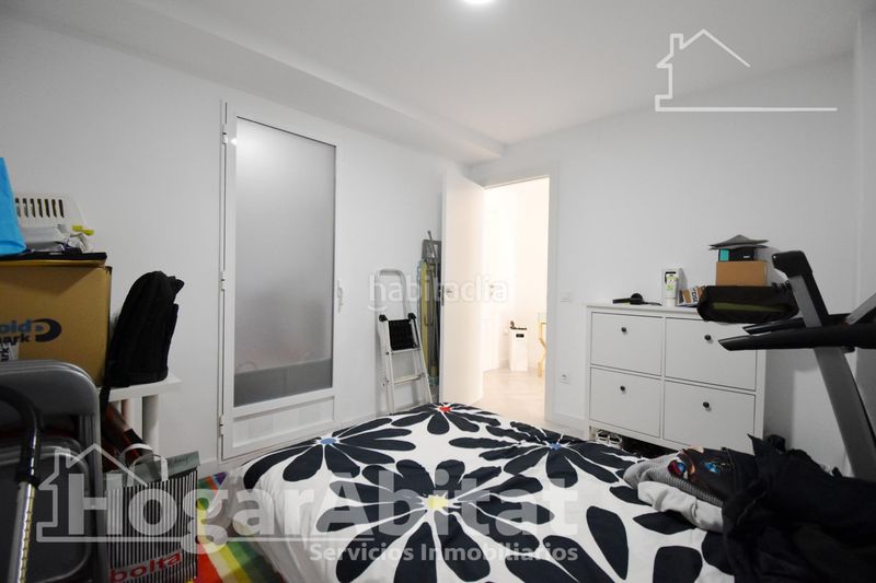 Foto a6051df6-a1e2-498a-9eaa-6bfa40a7dce0. Pis a Oliva pueblo Oliva