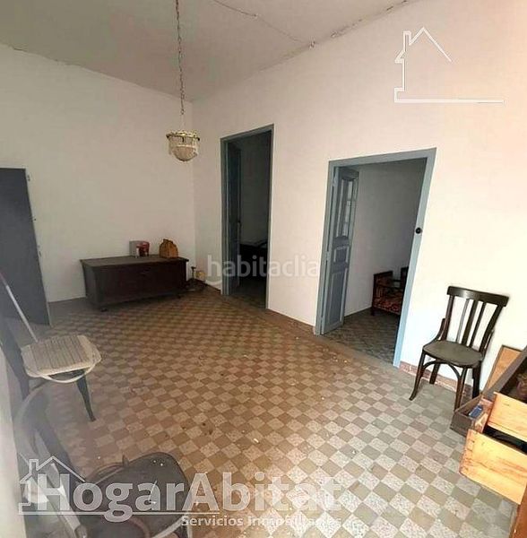 Foto c0c90a10-3a99-4d5e-a344-90a4ddbb1005. Casa amb aparcament a Centro Chiva