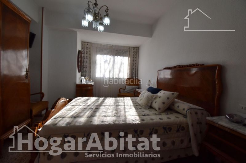 Foto 564a4752-6663-4b90-b99a-8cfd7ced5620. Pis a Oliva pueblo Oliva