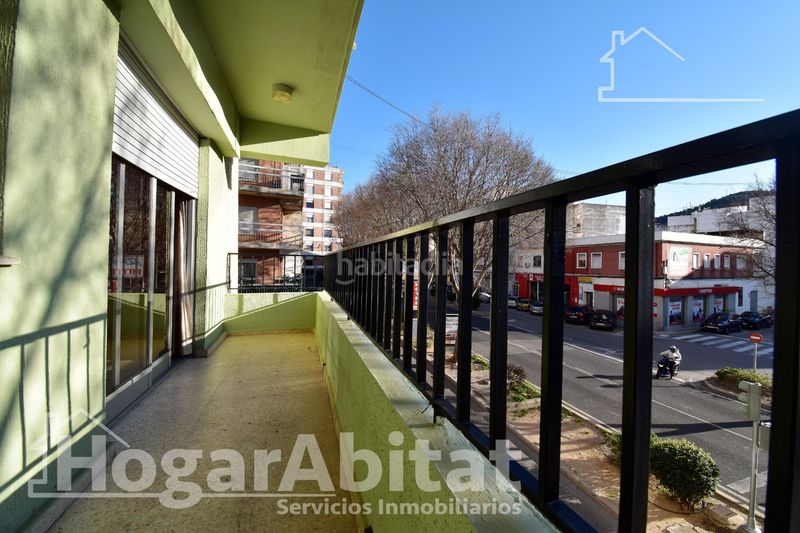 Foto d92e4c14-bb44-48f6-a9c5-6585ced994b6. Pis a Oliva pueblo Oliva