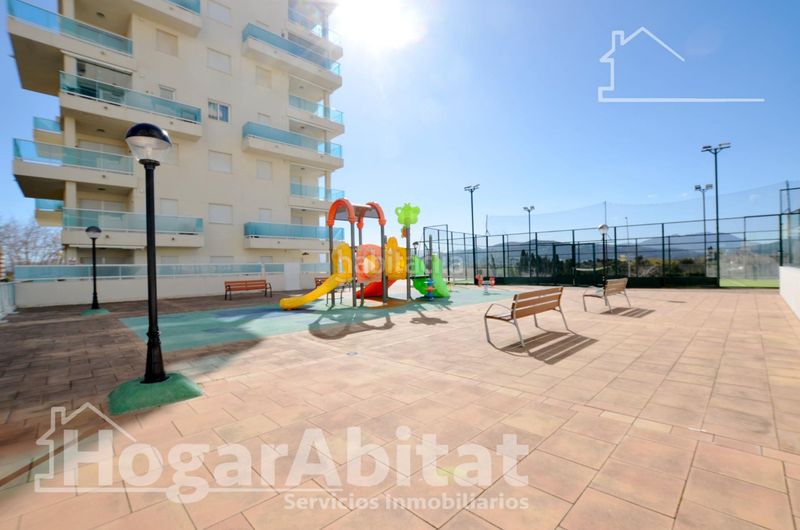 Foto 4a2b1d4d-be47-4381-9290-a59ba24163f8. Pis amb aparcament a Piles