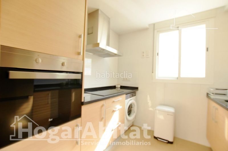 Foto b7fa97e1-423c-47a4-8145-80d292bdf975. Pis amb aparcament a Piles