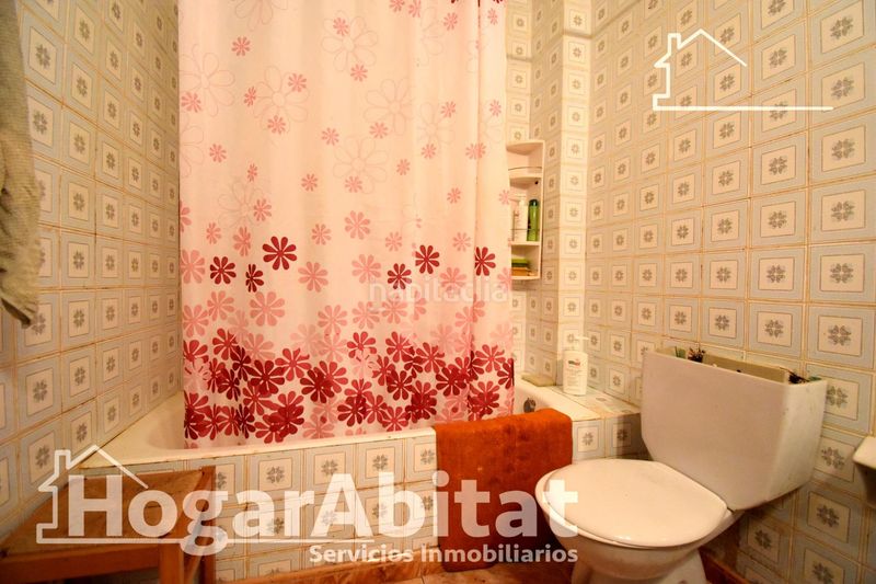 Foto fe0e1242-4acd-4c9b-8658-7ad7eecdd683. House in Vilallonga / Villalonga