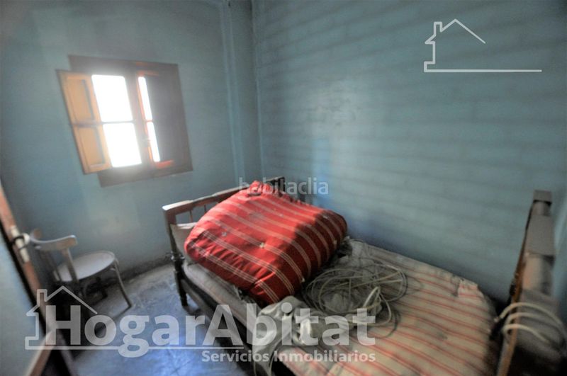 Foto 908ed9fe-ef22-4724-b8a2-92bbe3b60837. Casa amb aparcament a Centro Xirivella