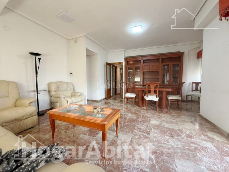 Foto 3836bb22-d11a-4f2d-a7e2-008ff8ac969a. Pis a Benaguasil