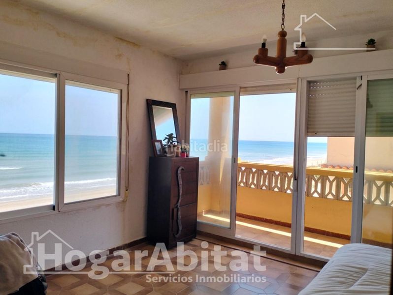 Foto b59342c8-7030-4b59-9bf8-f54e3b3d6e2a. Xalet amb aparcament a El Perelló Sueca