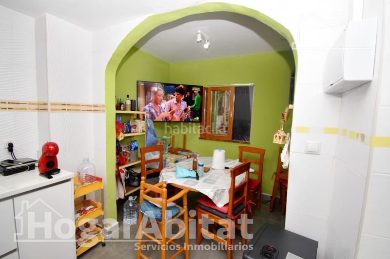 Foto 0695af1f-d243-4903-8849-ad41a62a75ee. Pis amb aparcament a Alginet
