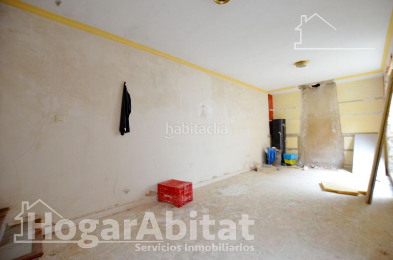 Foto 00c7817c-c517-4186-8e18-df9ff0af5b3a. Casa amb aparcament a Piles