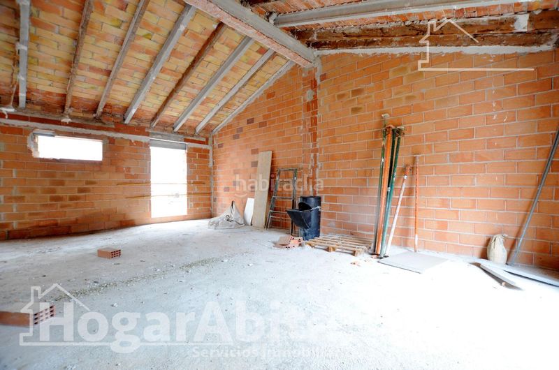 Foto 2a764742-bafc-4a6f-8785-f415c1d69ef9. Casa amb aparcament a Piles