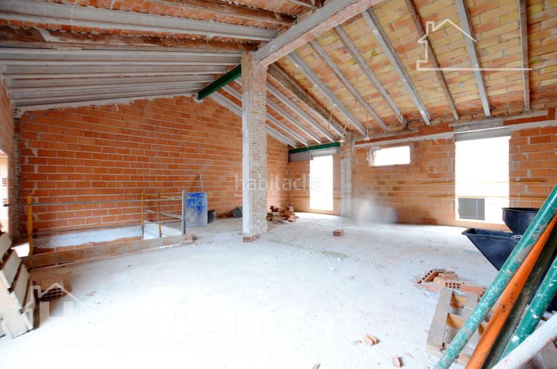 Foto 3f72d4da-e461-4e1a-9385-8d38727f80b8. Casa amb aparcament a Piles