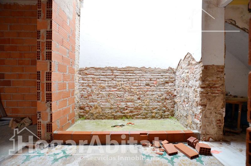 Foto 6bfb63ac-3232-4536-af0e-dd1ba0ab2300. Casa amb aparcament a Piles