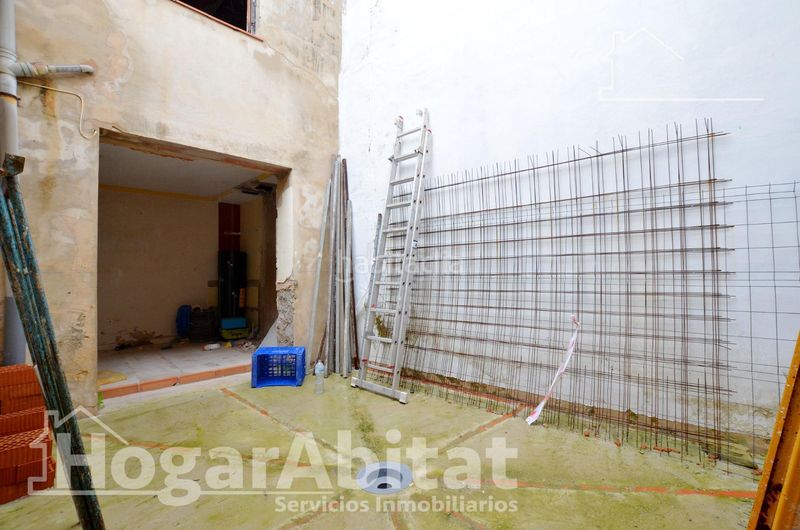 Foto 91f22b58-52f8-4442-99a9-d987bf8394c6. Casa amb aparcament a Piles