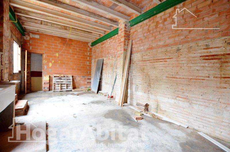 Foto a2c1d078-17aa-475a-aa3b-97d19bcdf306. Casa amb aparcament a Piles