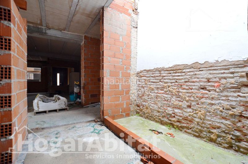 Foto e00c9e6c-b01a-4cb2-86f5-f1c42a0d4c45. Casa amb aparcament a Piles