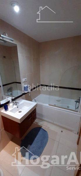 Foto 5b19f6f9-ede2-4e30-b7ab-7c6a4cdbfd38. Pis amb piscina a Aguamarina Oropesa del Mar