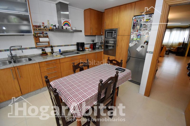 Foto 046ca814-174a-40a3-8fac-bf9fdfc874c1. Casa adossada amb calefacció aparcament a Centro Almazora / Almassora