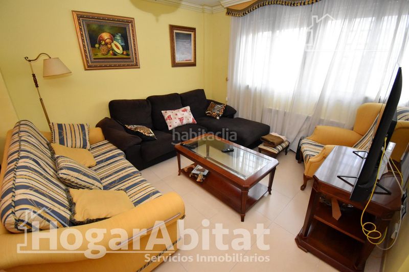 Foto 9564c100-5222-4de0-927e-6d0b774df2e2. Casa adossada amb calefacció aparcament a Centro Almazora / Almassora