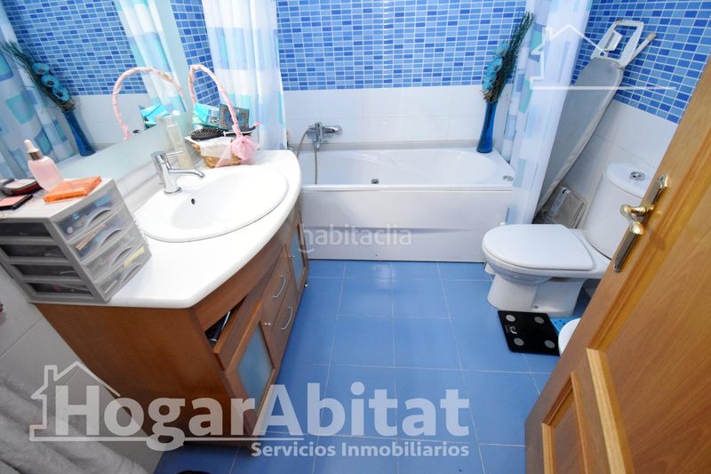 Foto b1190781-19c7-412c-b4ab-3f0045adc3c6. Casa adossada amb calefacció aparcament a Centro Almazora / Almassora