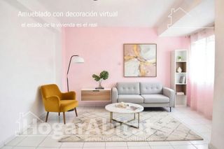 Pis  Carrer mestre chapí. Todo exterior con balcón en el centro