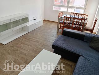 Appartement  Calle trafalgar. Grao de castellón! alto, exterior y reformado con balcón