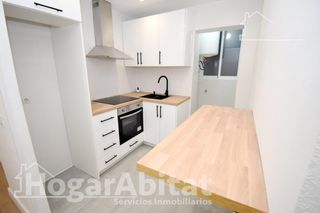 Etagenwohnung  Calle jaime chicharro. Reformado cerca del puerto