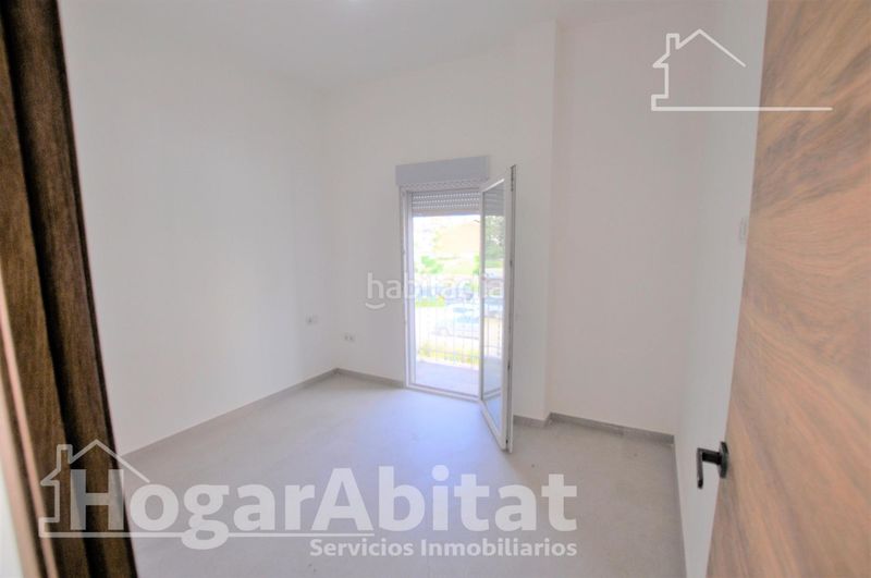 Foto 2befd062-5261-4cd2-9791-4d806f8a7858. Casa amb aparcament a Benimàmet Valencia