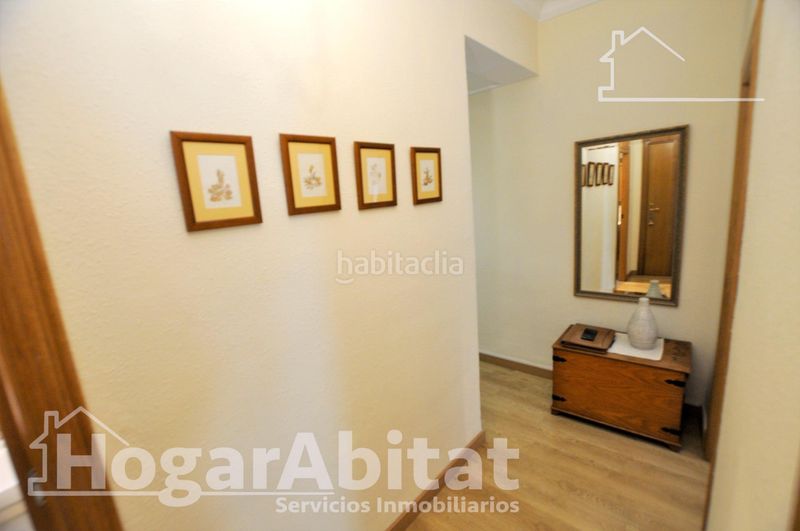 Foto 0a61ac26-752d-461b-86f1-e7fecff42e0a. Pis a Mont Olivet Valencia